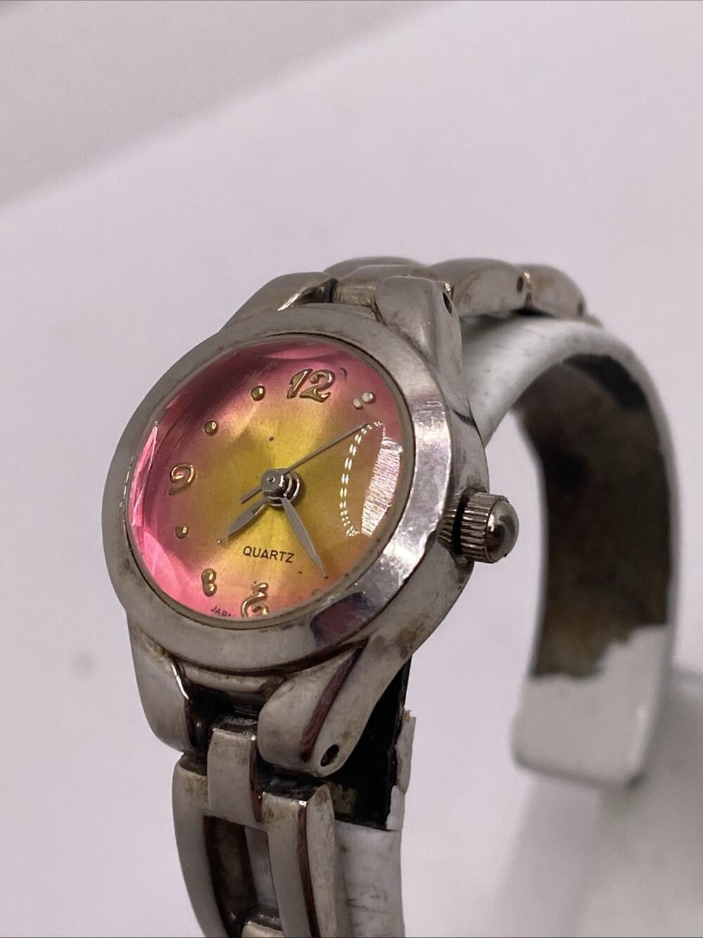 Womens Vintage Silver Tone Watch Works New Battery